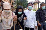 Một em gái Indonesia tử vong bị nghi cúm gà