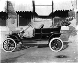Henry Ford, người bạn của công nhân