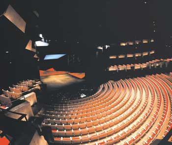 Nhà hát Opera Sydney và số mệnh của tác giả