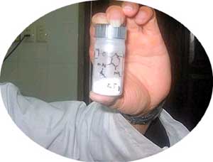 Việt Nam: Tổng hợp được 2,5 gam oseltamivir