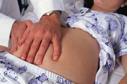Phụ nữ mắc bệnh lupus nên làm gì khi mang thai?
