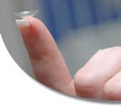 Bạn đã biết cách dùng kính áp tròng?