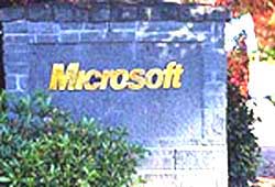 Microsoft cắt giảm 148 nhân viên bán hàng