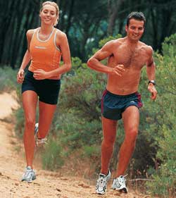 Tại sao đàn ông chạy nhanh hơn phụ nữ?
