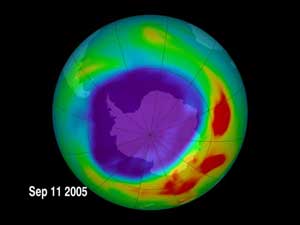 Không thể nhanh chóng khắc phục lỗ thủng tầng Ozone