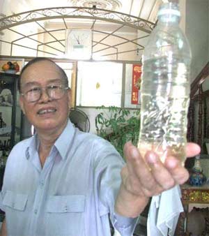 Xăng tự chế, giá dưới 8.000 đồng/lít… Một sáng chế mới?