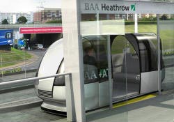 Xe điện không người lái tại sân bay Heathrow (Anh)