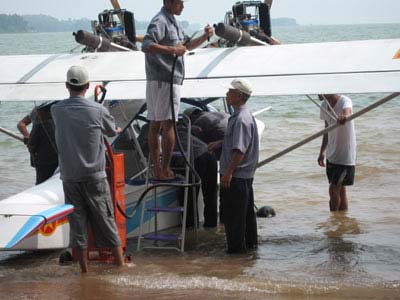 Thủy phi cơ VNS-41 bay kiểm tra tại hồ Trị An