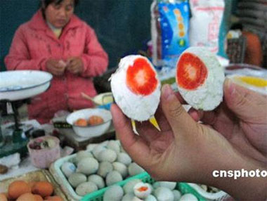 Bắc Kinh ngưng bán trứng vịt lòng đỏ