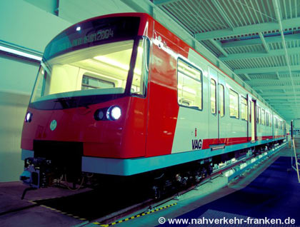 Đức: Năm 2008, hệ thống tàu điện ngầm không người lái đi vào hoạt động