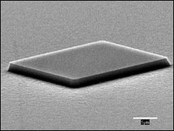 MIT nghiên cứu vật liệu chế tạo bóng bán dẫn mới
