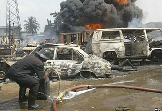 Nổ ống dẫn dầu tại Nigeria làm 260 người chết