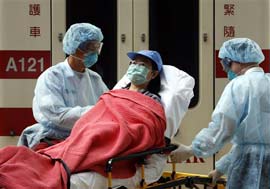 Trung Quốc: Hàng chục học sinh nhập viện vì nghi nhiễm cúm gia cầm