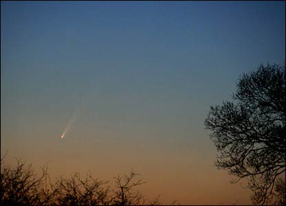 McNaught - sao chổi sáng nhất trong vòng 30 năm qua