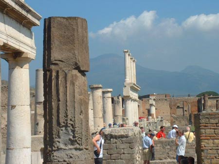 Núi lửa Vesuvio và di tích Pompeii