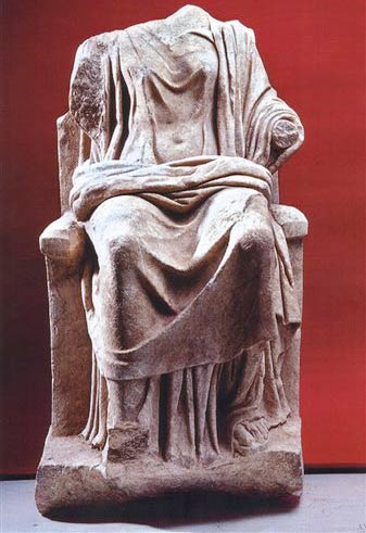 Phát hiện bức tượng của nữ thần Hera