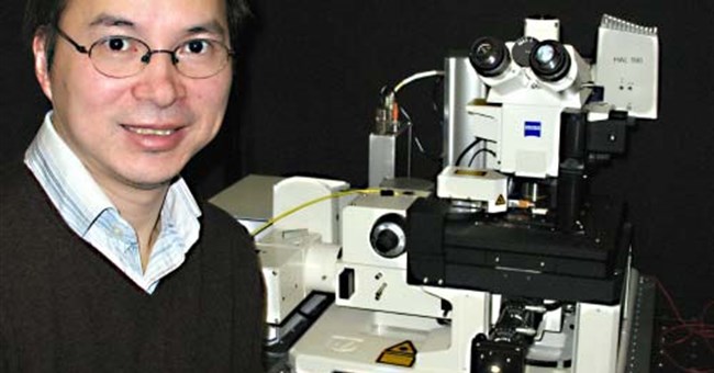 Hội tụ ánh sáng bằng các ma trận nano