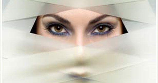 Bạn có thể tin vào những gì mắt mình nhìn thấy hay không?