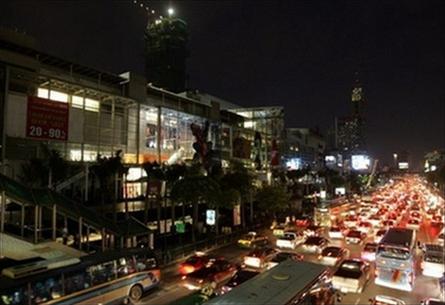 Bangkok tắt điện 15 phút để cảnh báo toàn cầu ấm lên