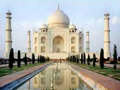 Vẻ đẹp xiêu lòng của Taj Mahal đang biến mất