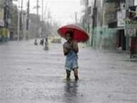 Thủ đô Philippines chìm trong nước vì bão Pabuk