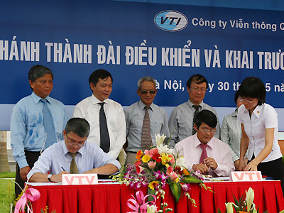 Vệ tinh VINASAT-1 chính thức được khai thác thương mại