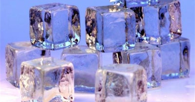 Nước đá có tốt cho da bị bỏng nắng?