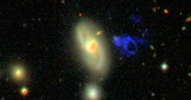 Phát hiện bóng ma vũ trụ trên bầu trời đêm