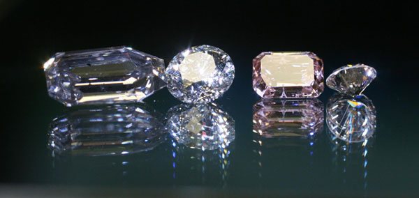 Khoa học tạo ra những viên kim cương lớn hơn và chất lượng hơn 