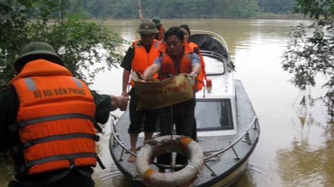 Chết, mất tích vì lũ tăng lên 66 người