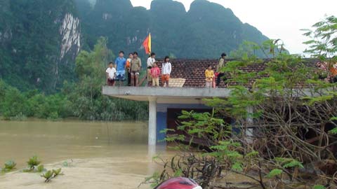 Chết, mất tích vì lũ tăng lên 66 người