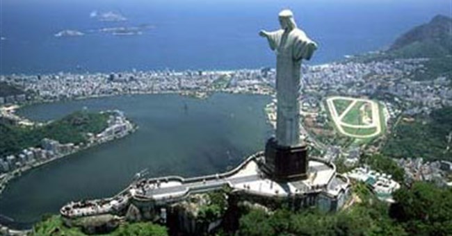 Đọ dáng 7 kỳ quan cũ và mới của thế giới