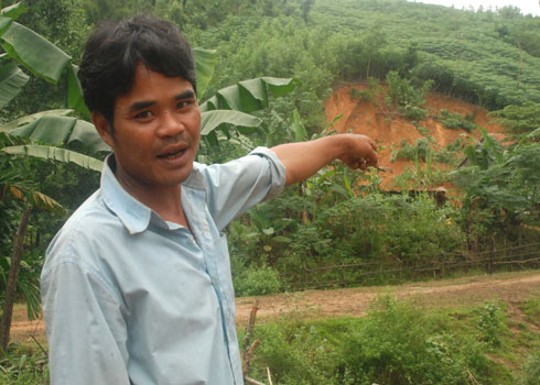 Cả làng tan hoang vì núi lở