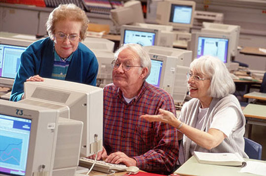 Thêm một mẫu máy tính dành cho người cao tuổi