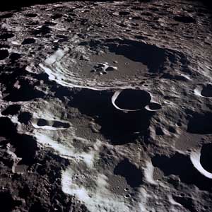 Nước trên Mặt Trăng có nguồn gốc từ một sao chổi