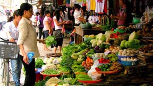 Rét đậm, nhiều mặt hàng đua nhau tăng giá