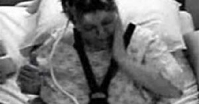 Khốn đốn vì hội chứng bàn tay lạ 