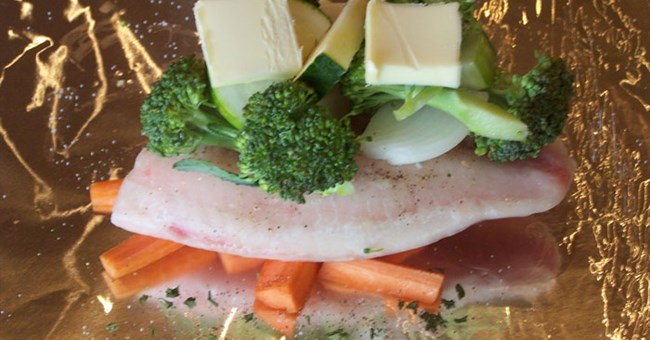 Ăn nhiều cá, rau ngăn chặn lão hóa não