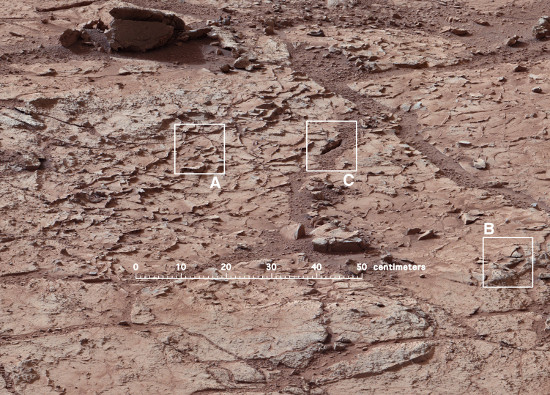 Tàu Curiosity chuẩn bị khoan mũi đầu tiên trên sao Hỏa