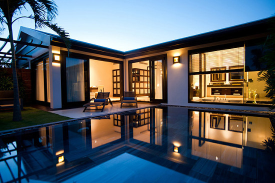 Dụ mối bằng chất 