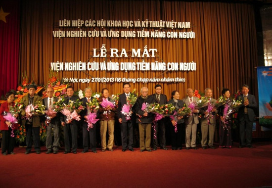 Phát huy tiềm năng con người để sáng tỏ nhiều bí ẩn