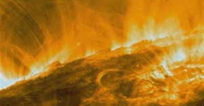 Gió mặt trời làm tê liệt liên lạc nam Trung Quốc