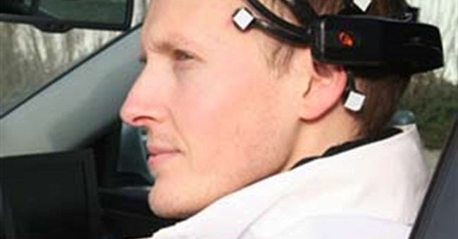 Xe hơi điều khiển bằng ý nghĩ 