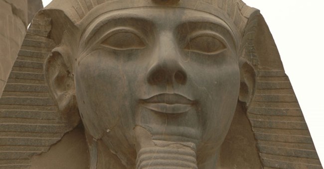 “Chóng mặt” với số con của các bậc đế vương