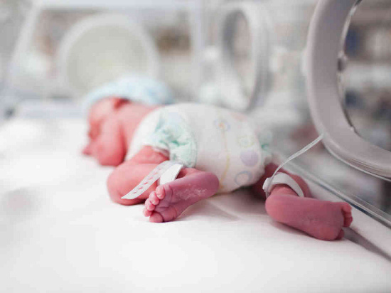 Để giúp não trẻ sinh non phát triển bình thường