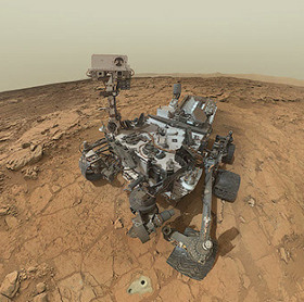 Tàu Curiosity thấy bộ xương động vật lạ trên Sao Hỏa
