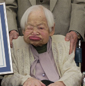 Cụ bà 114 tuổi là phụ nữ già nhất thế giới