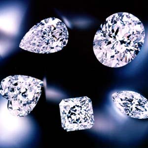 Các viên kim cương siêu nhỏ có thể chống ung thư
