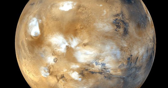 Sao Hỏa và trái đất xích lại gần nhau