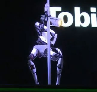 Video: Xem robot múa cột